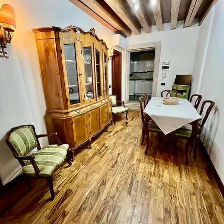 Tiepolo 3 Apartman Velence