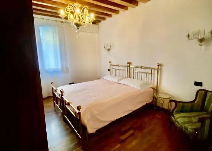 Le Guglie Apartament